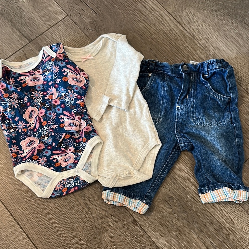 Floral Bodysuit and Denim Pants Set